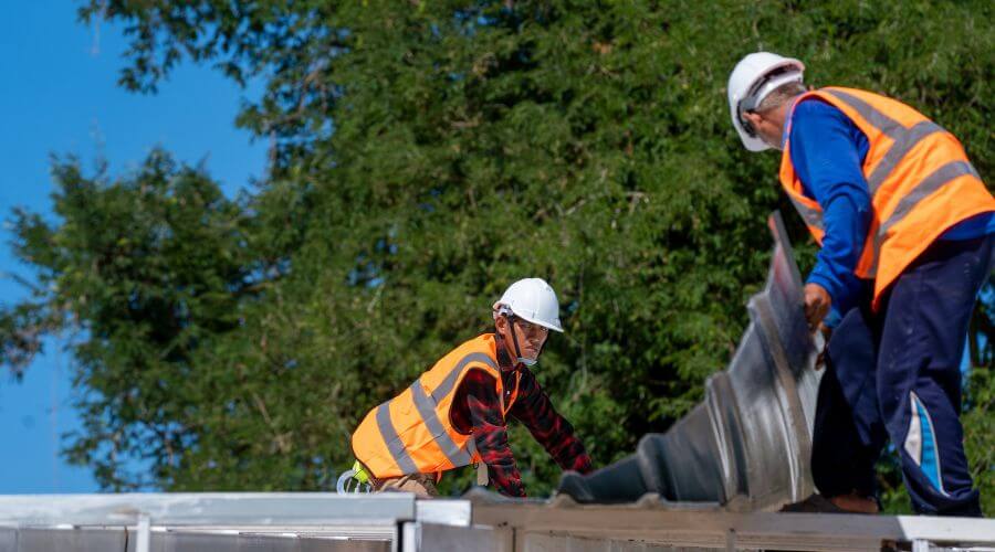 Professional gutter cleaning in Rye, TX